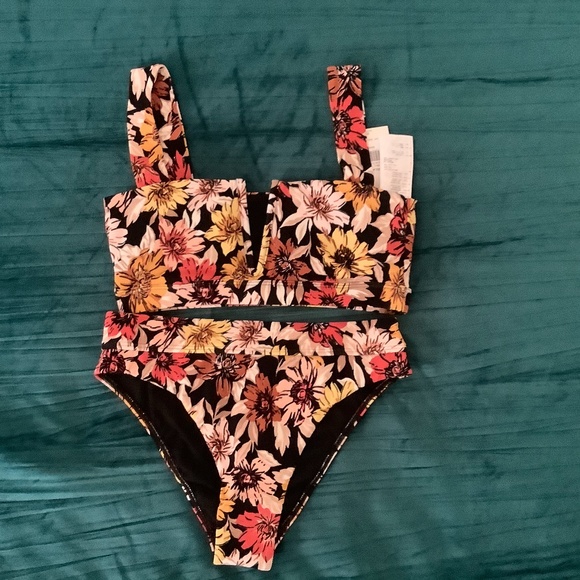Billabong Other - Billabong Going Back Maui Rider Bikini Set